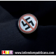 Pin Metálico Antifascista blanco